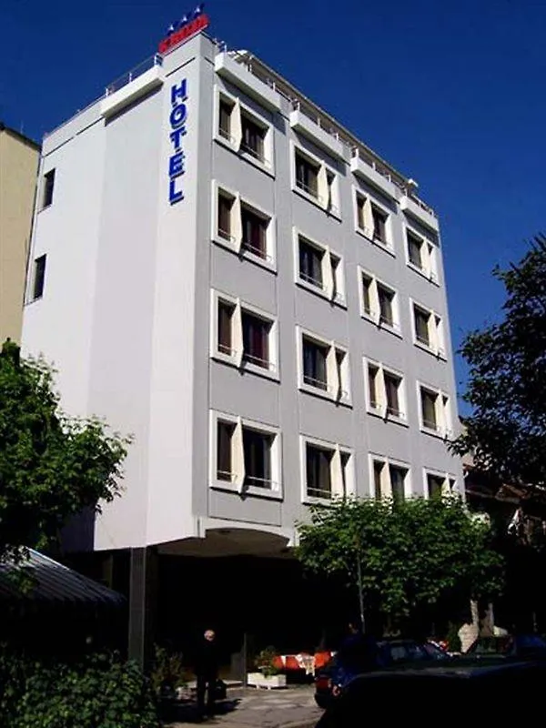 Kruja Hotel Tirana 3*,