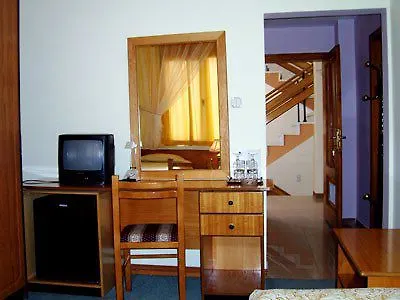 Kruja Hotel Tirana 3*,
